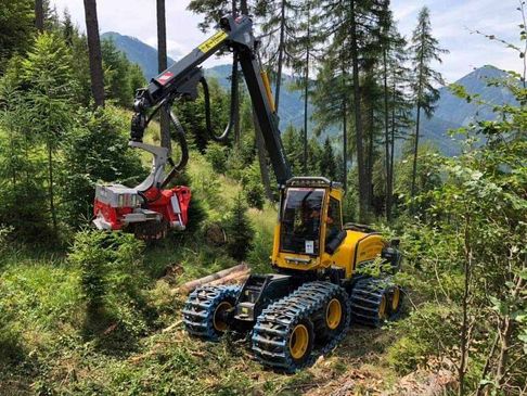 Leistungsstarke Maschinen und Geräte für optimale Forstarbeiten